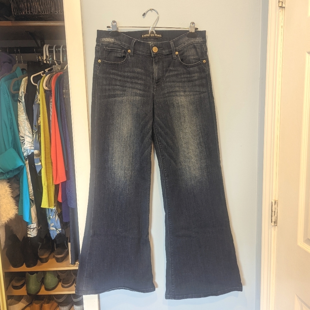 FINAL PRICE EXPRESS WIDE LEG FLARE Mid Rise Stretch Dark Wash Jeans 8s